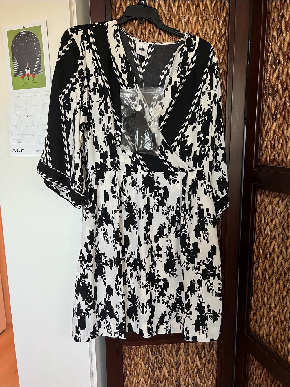 NWT size S CAbi Black and White Floral Wrap Tunic # 6369